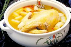 香菇炖鸡可以放红枣和枸杞吗(香菇炖鸡可以放当归吗)
