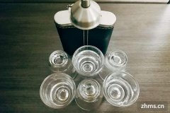 白酒冰一下喝有什么感觉(白酒冰一下好喝吗)
