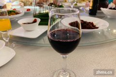 葡萄酒泡太久有什么影响吗?(葡萄酒泡好了还可以加糖吗)