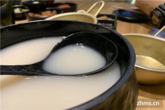 米酒是白色的吗(米酒是什么味)