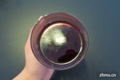 红葡萄酒贵的和便宜的有啥区别?(红酒贵还是葡萄酒贵)