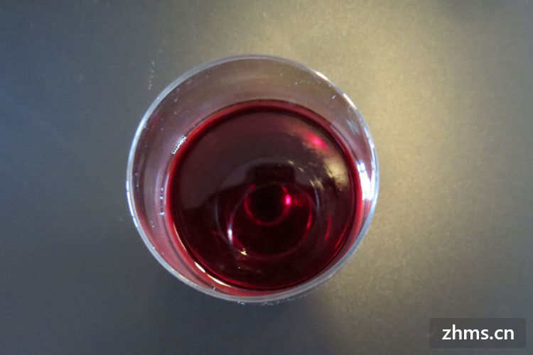 82年拉菲红酒价格多少钱(82拉菲红酒价格多少钱)
