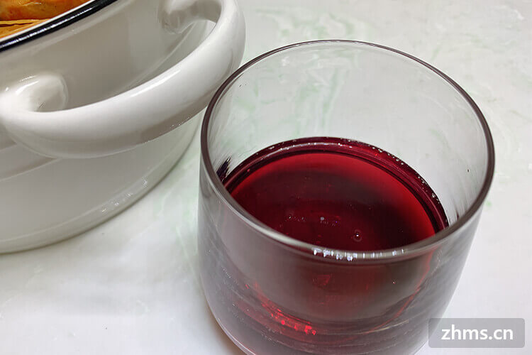 啤酒没喝完第二天怎么用(啤酒没喝完第二天还能喝吗)