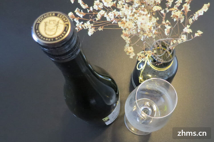 好红酒和差红酒的区别(好红酒和差红酒挂杯区别)